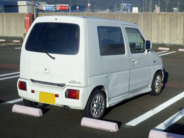 ワゴンR 初代 RR の後方写真