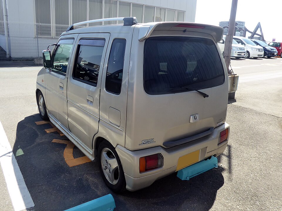 スズキ ワゴンR 初代 の後方写真