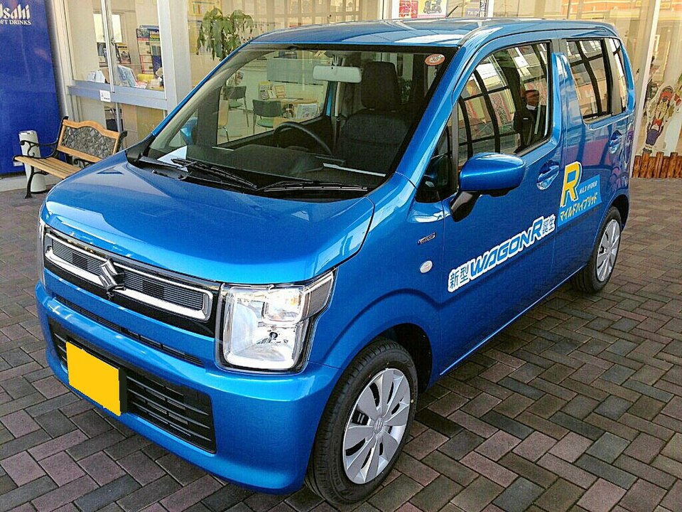 スズキ ワゴンR 6代目 の外観写真