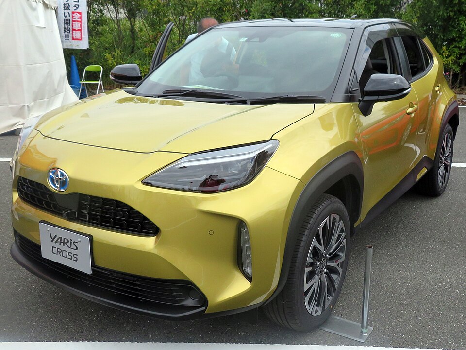 トヨタ ヤリスクロス 初代 の正面写真
