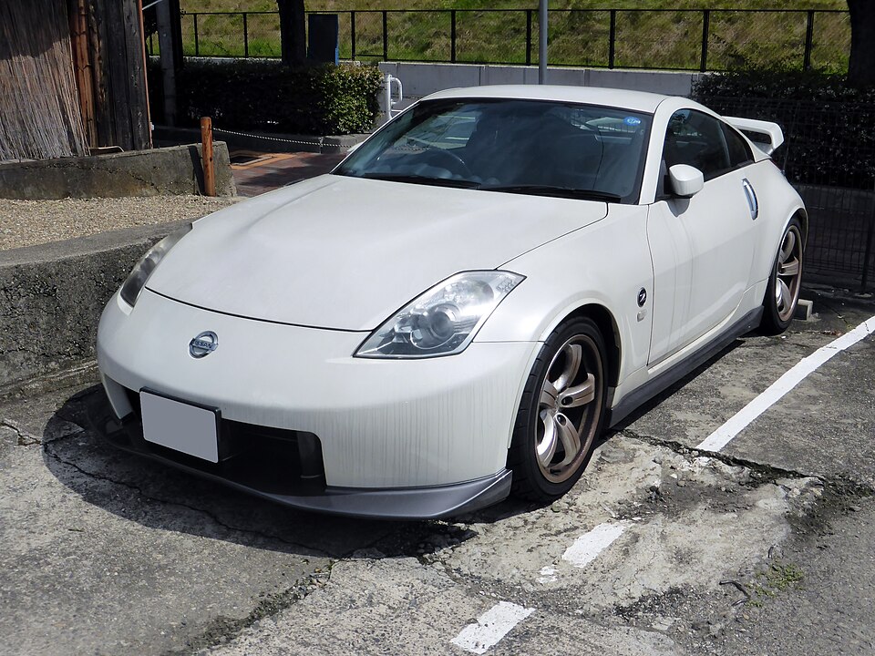 日産 フェアレディZ 5代目 の正面写真