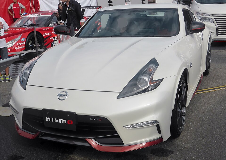 日産 フェアレディZ 6代目 NISMO の正面写真